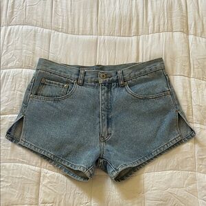 Stylish Blue Denim Women's Jean Shorts